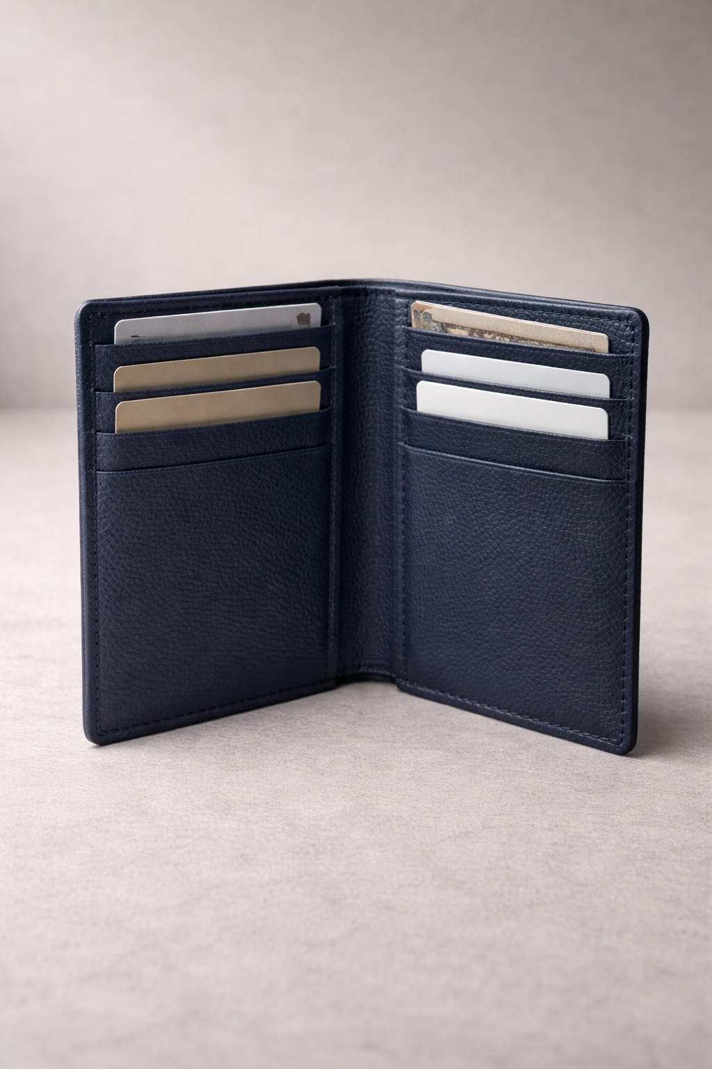 Suprema Blue Men's Vertical Leather Wallet
