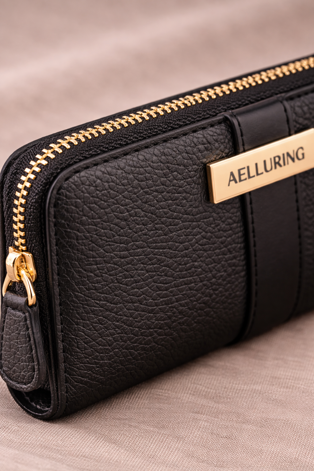 Ginza Milano Black Zipper Women's Leather Wallet