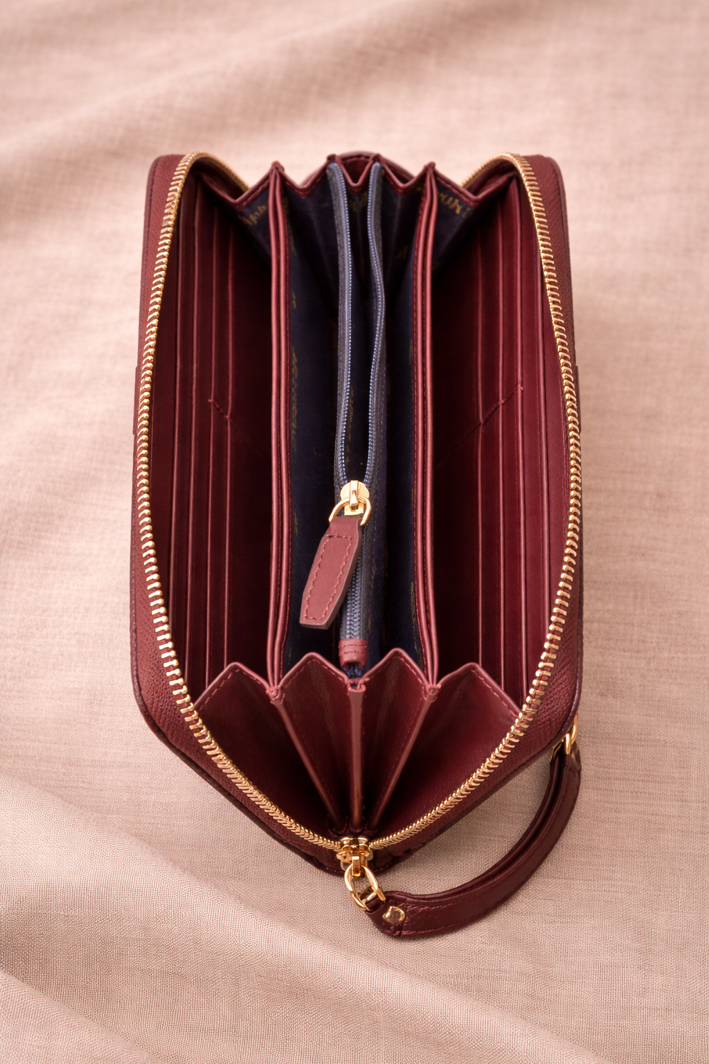 Ginza Milano Maroon Zipper Women's Leather Wallet